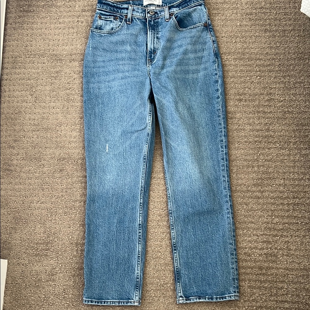 Abercrombie 90s Straight Ultra High Rise Jeans